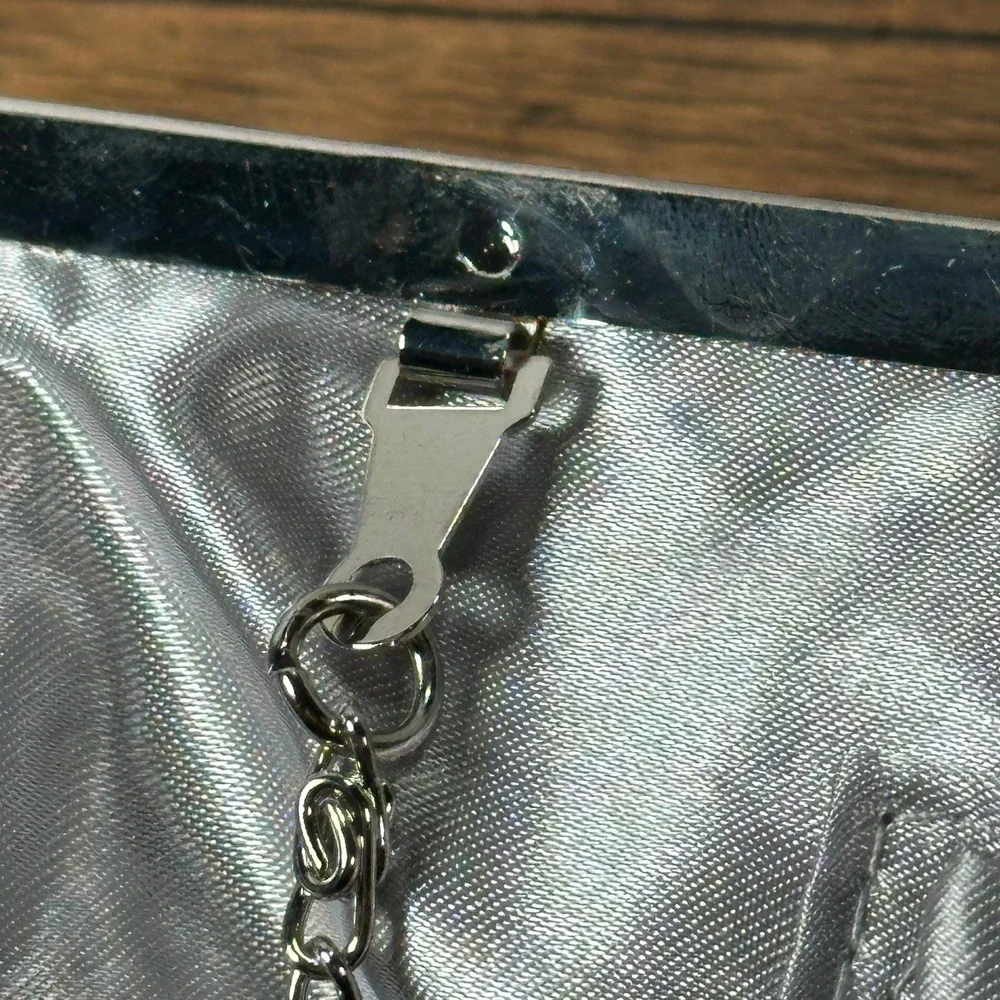 Silver Mesh Evening Clutch Bag with Chain Strap‎ Elegant Party Purse